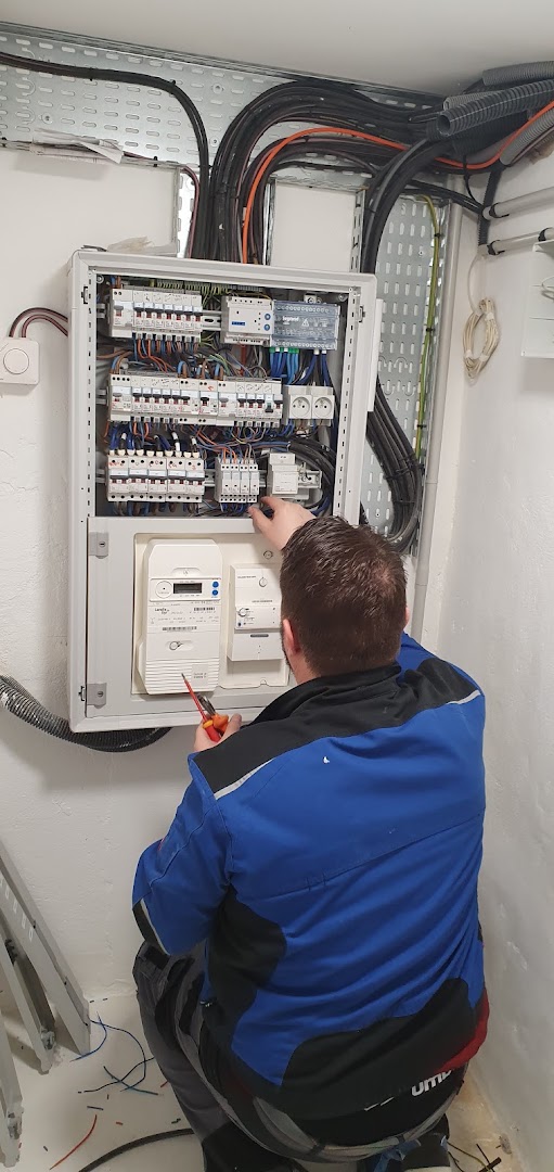 Ampère Électricité — Photos 2